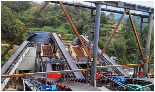 【案例】虎林礦業鐵路道砟時產1000噸砂石專供料場